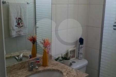 Apartamento à venda com 3 quartos, sendo 1 suíte,  em Jardim Ester Yolanda, São Paulo, SP