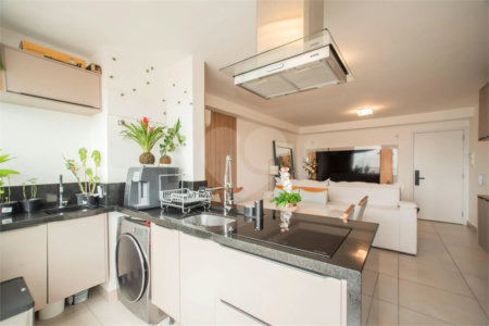 Apartamento à venda com 2 quartos, sendo 1 suíte, em Mirandópolis, São Paulo, SP