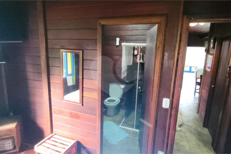 Chácara à venda com 2 quartos, sendo 1 suíte, em Vale San Fernando, Itapetininga, SP