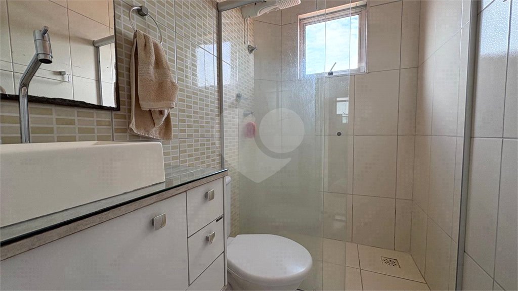 Apartamento à venda com 2 quartos, sendo 1 suíte, em Jardim Leocádia, Sorocaba, SP