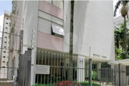 Apartamento à venda com 3 quartos, sendo 1 suíte, em Santa Cecília, São Paulo, SP