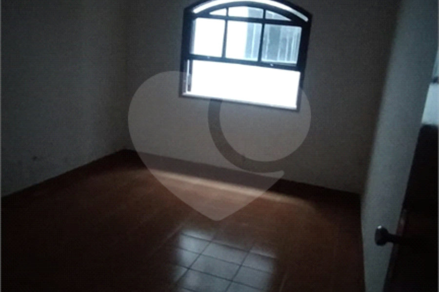 Sobrado à venda com 4 quartos, sendo 1 suíte, em Tucuruvi, São Paulo, SP