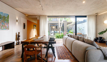 Casa à venda com 6 quartos, sendo 2 suítes, em Santo Amaro, São Paulo, SP