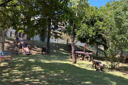 Casa à venda com 3 quartos, sendo 1 suíte,  no condomínio Villagio da Granja, Cotia - SP