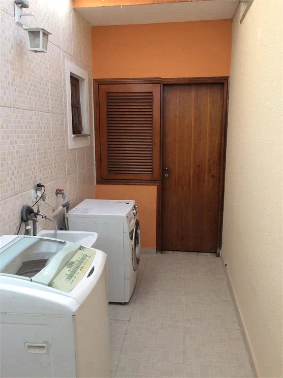 Sobrado à venda com 2 quartos, sendo 1 suíte,  em Lar São Paulo, São Paulo, SP