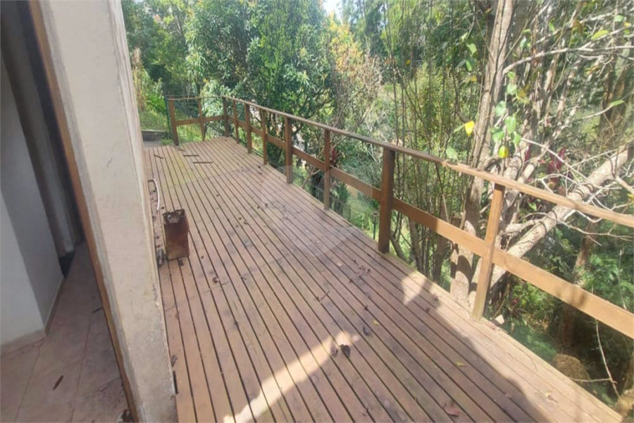 Casa à venda com 3 quartos no condomínio Cinco Lagos, Mairiporã - SP