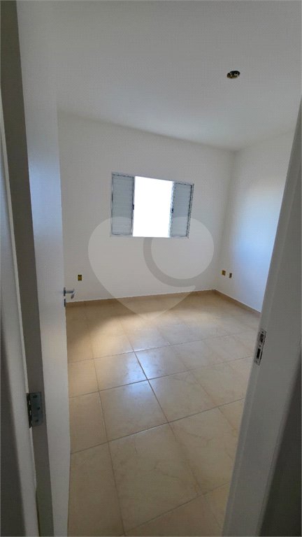 Sobrado à venda com 2 quartos em Guaianazes, São Paulo, SP