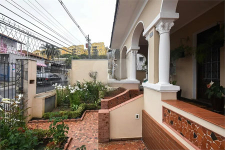 Casa Térrea à venda com 2 quartos, sendo 1 suíte,  em Vila Morse, São Paulo, SP