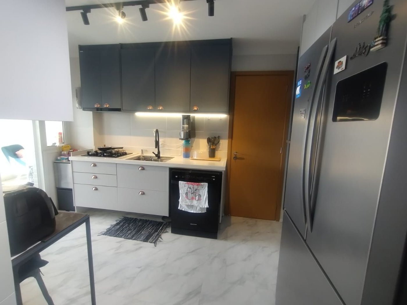 Apartamento Residencial à venda, Gonzaga, Santos - AP1742.