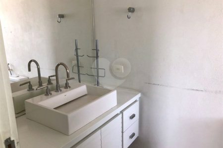 Apartamento à venda com 3 quartos, sendo 1 suíte, em Jardim Paulista, São Paulo, SP