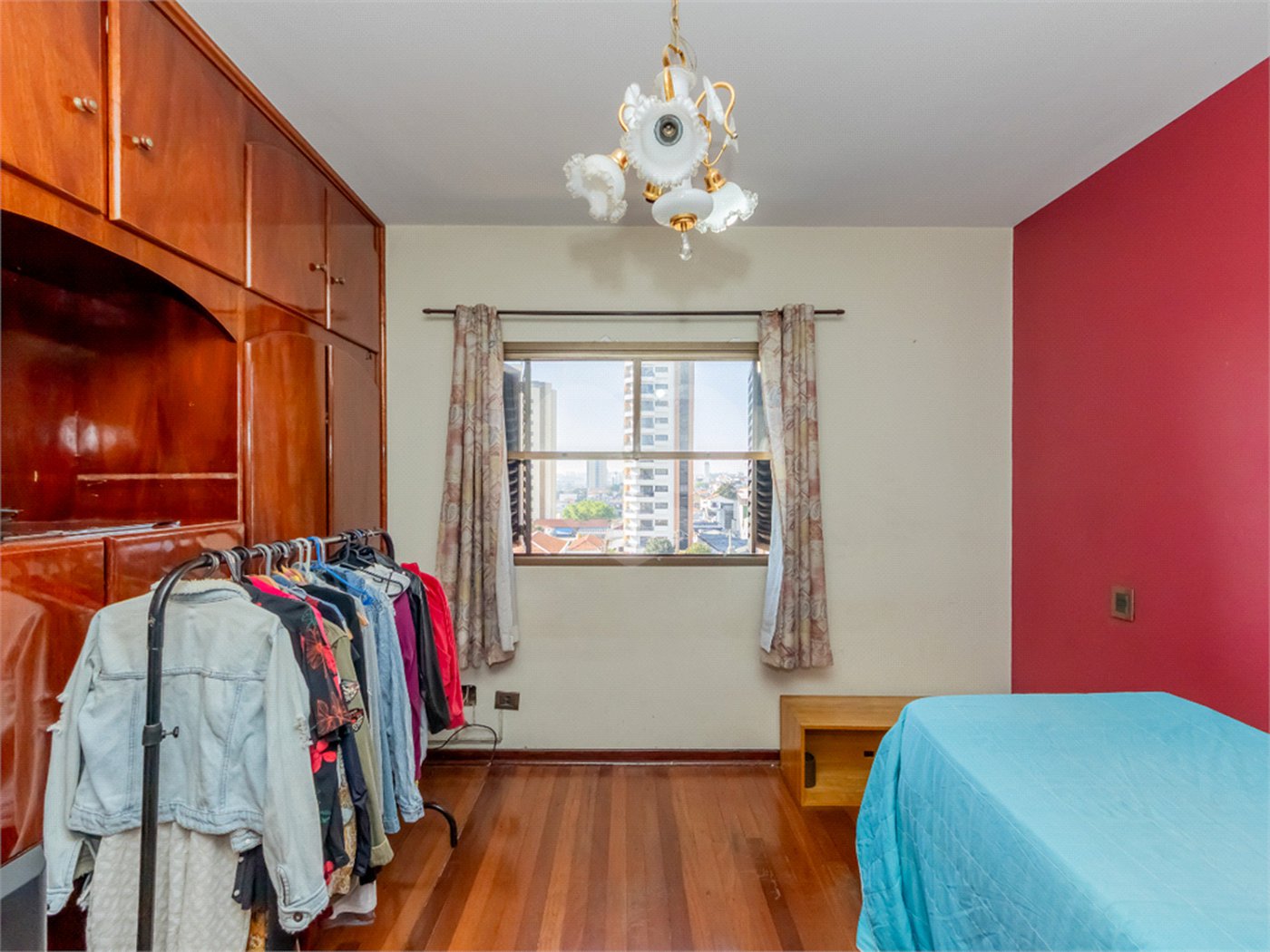 Apartamento à venda com 3 quartos, sendo 1 suíte, em Vila Carrão, São Paulo, SP