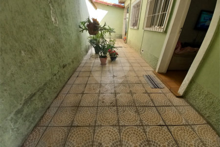 Casa Térrea à venda com 3 quartos em Jardim Maria Virginia, São Paulo, SP