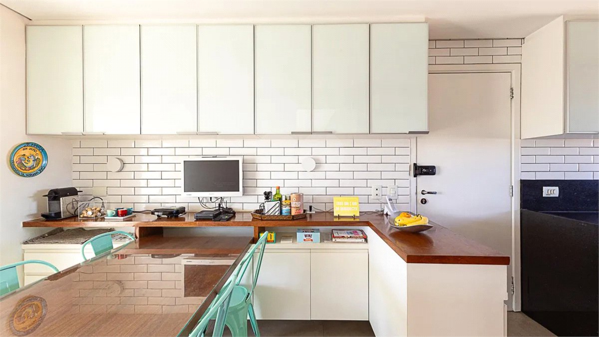 Apartamento à venda com 3 suítes em Vila Olímpia, São Paulo, SP