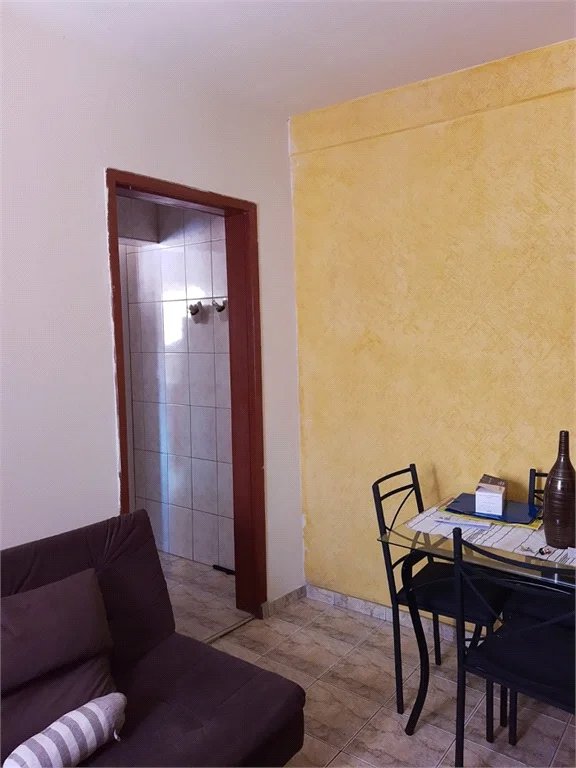Casa à venda com 4 quartos, sendo 1 suíte, em Jardim das Palmas, São Paulo, SP