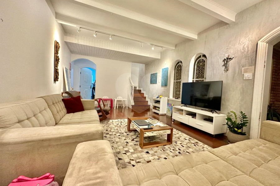 Sobrado à venda com 3 quartos, sendo 1 suíte, em Santana, São Paulo, SP
