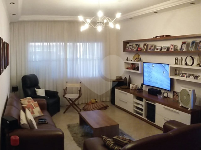Sobrado à venda com 3 quartos, sendo 1 suíte,  em Freguesia do Ó, São Paulo, SP