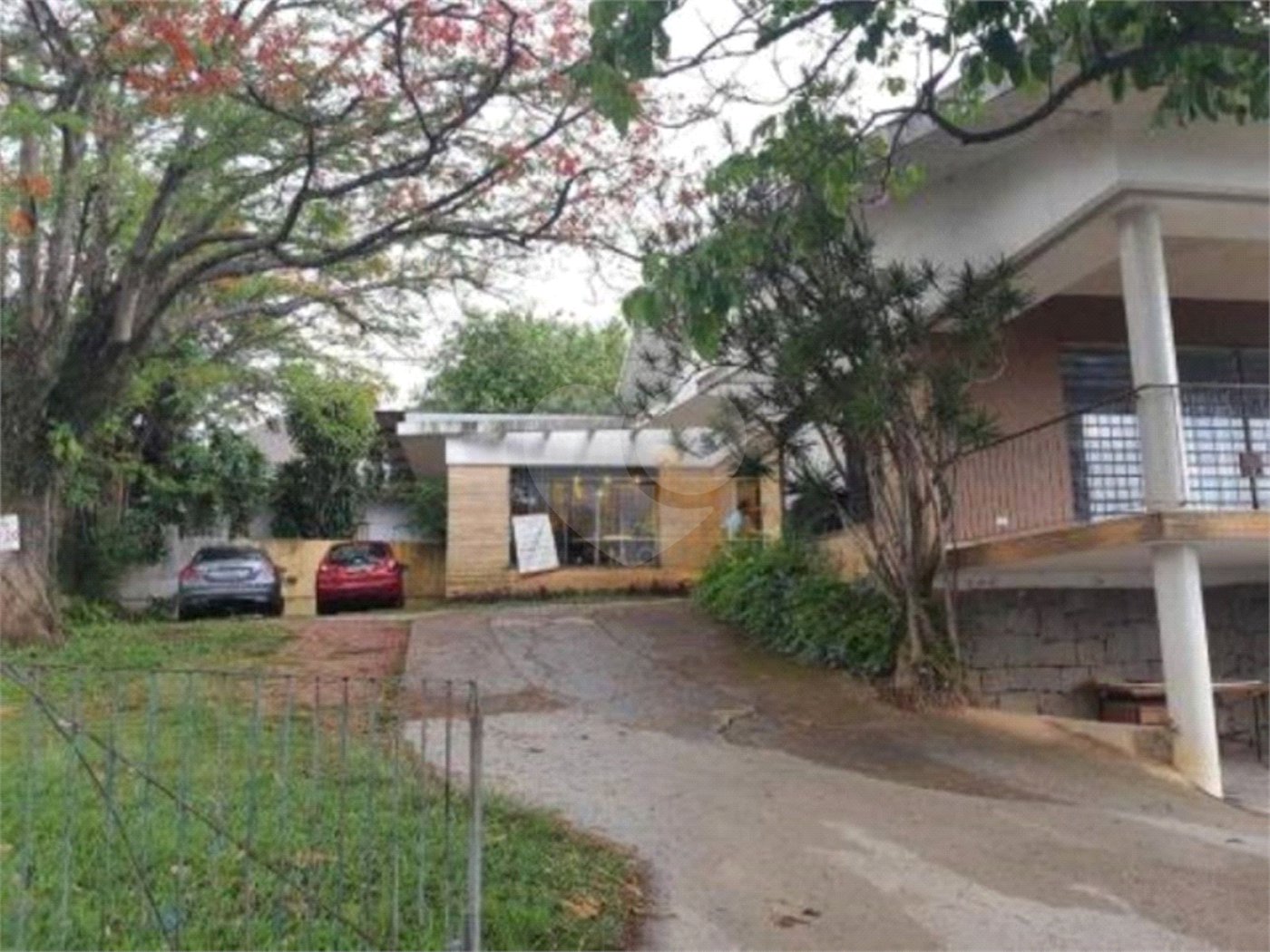 Casa à venda com 7 quartos, sendo 1 suíte, no Centro, Vinhedo, SP