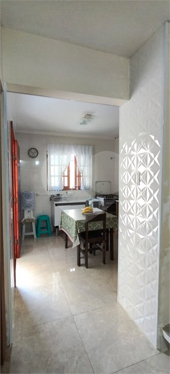 Casa à venda com 3 quartos, sendo 1 suíte,  no condomínio Residencial San Torino, Mogi das Cruzes - SP