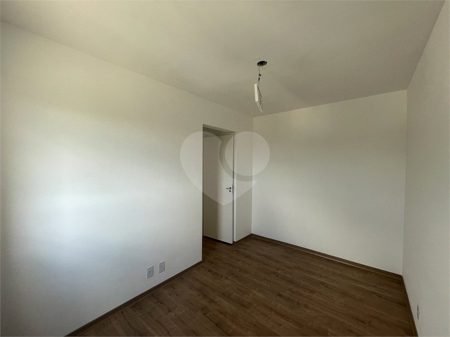 Apartamento à venda com 2 quartos em Vila Regina, Itapetininga, SP
