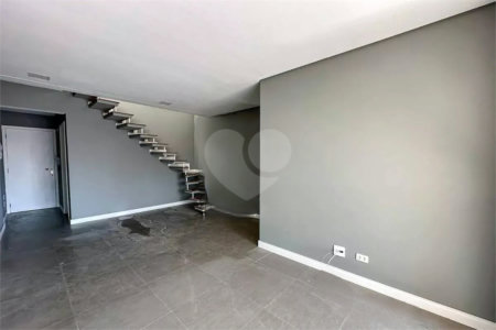 Apartamento à venda com 3 quartos, sendo 2 suítes, em Água Fria, São Paulo, SP