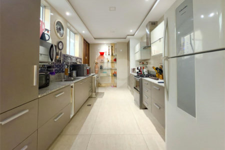 Casa à venda com 5 quartos, sendo 2 suítes, em Joá, Rio de Janeiro, RJ