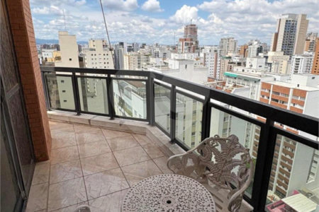 Cobertura à venda com 4 quartos, sendo 2 suítes,  em Perdizes, São Paulo, SP