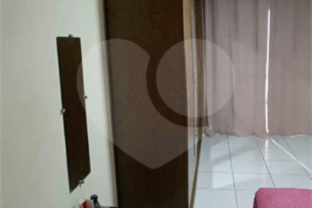Sobrado à venda com 2 quartos, sendo 1 suíte, em Jardim Monte Cristo, Suzano, SP