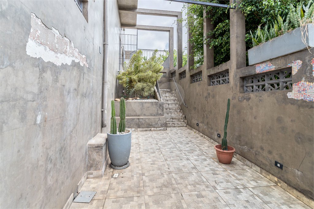 Casa à venda com 3 quartos em Chácara Monte Alegre, São Paulo, SP