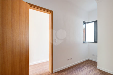 Sobrado à venda com 3 quartos, sendo 1 suíte, em Alto da Boa Vista, São Paulo, SP