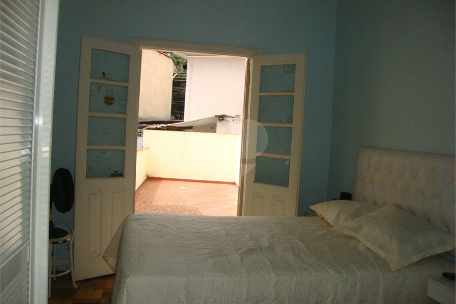 Sobrado à venda com 3 quartos em Santana, São Paulo, SP