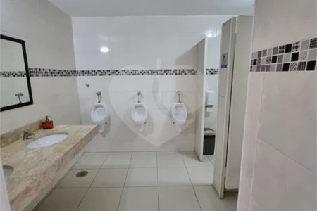 Sala à venda em Chácara Santo Antônio, São Paulo, SP