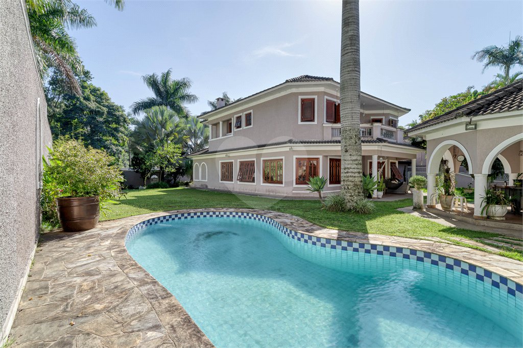 Casa à venda com 4 suítes em Interlagos, São Paulo, SP