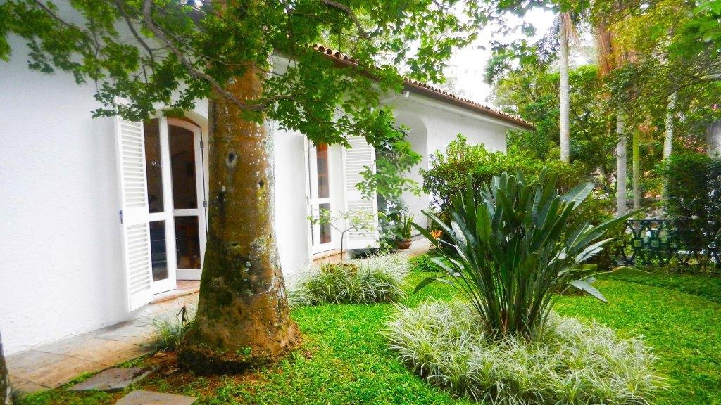Casa Térrea à venda com 4 suítes em Alto da Boa Vista, São Paulo, SP