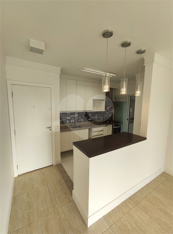Apartamento à venda ou para alugar com 3 quartos, sendo 1 suíte,  em Parque Reboucas, São Paulo, SP