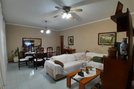 Casa Térrea à venda com 4 quartos, sendo 1 suíte, em Parque Continental, São Paulo, SP