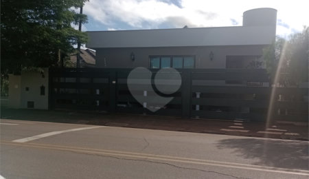 Casa à venda com 5 quartos, sendo 3 suítes, no Centro, Itapetininga, SP