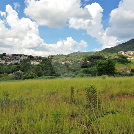 Terreno à venda em Jardim Maristela, Atibaia, SP