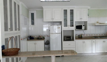 Sobrado à venda com 4 quartos, sendo 1 suíte,  em Jardim Floresta, São Paulo, SP