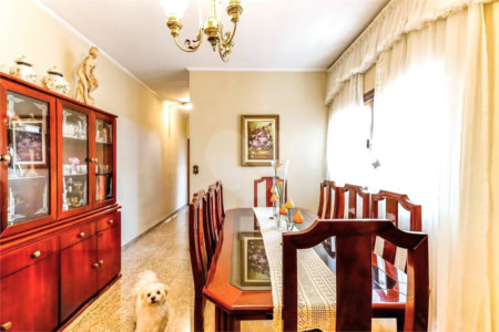 Sobrado à venda com 4 quartos, sendo 1 suíte, em Vila Nova Mazzei, São Paulo, SP