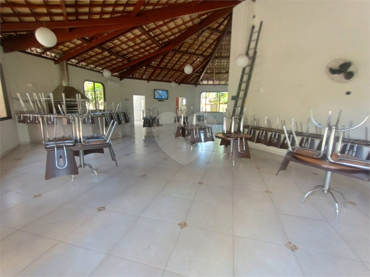 Apartamento para alugar com 4 quartos, sendo 3 suítes, em Vila Gomes Cardim, São Paulo, SP