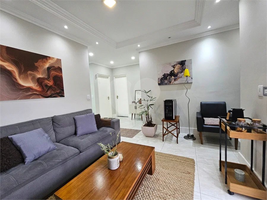APTO TERREO COM QUINTYAL AMPLO, 2 QUARTOS 1 SUITE ,R$ 440 MIL