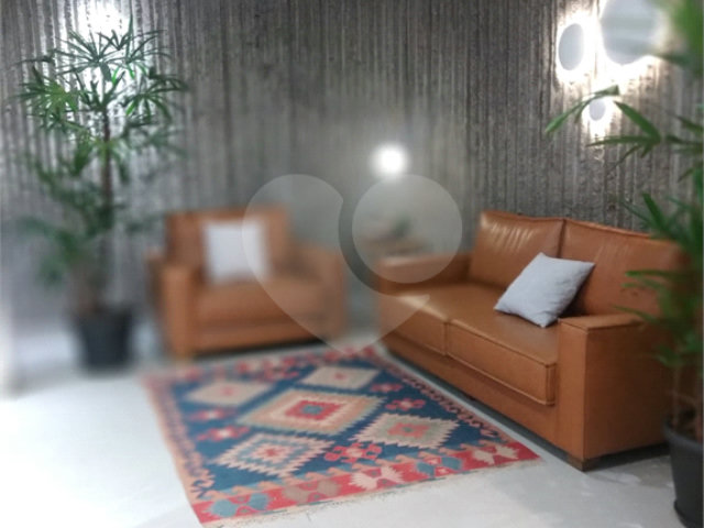 Apartamento à venda com 3 quartos, sendo 1 suíte,  em Perdizes, São Paulo, SP