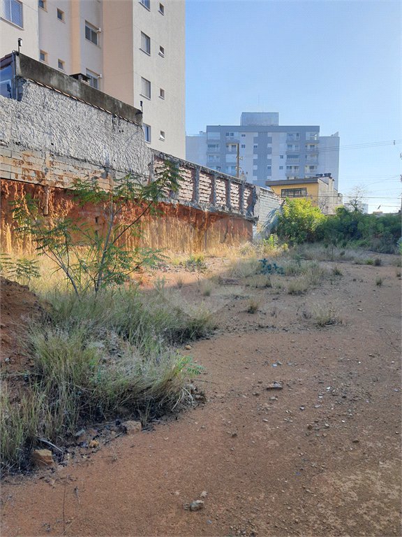 Terreno à venda em Vila Nivi, São Paulo, SP