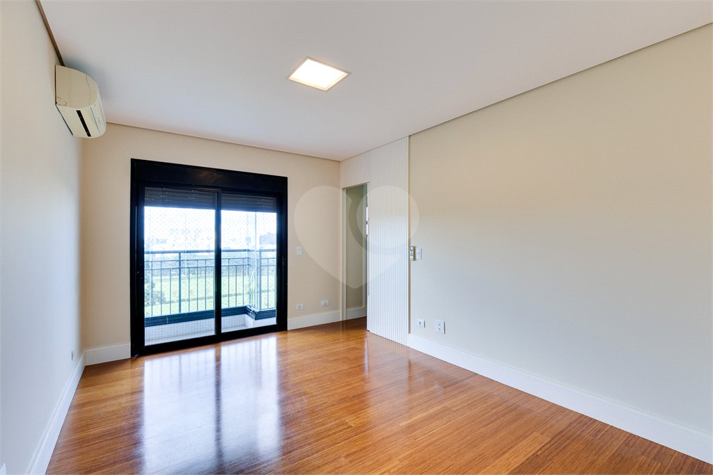 Apartamento para alugar com 4 suítes em Santo Amaro, São Paulo, SP