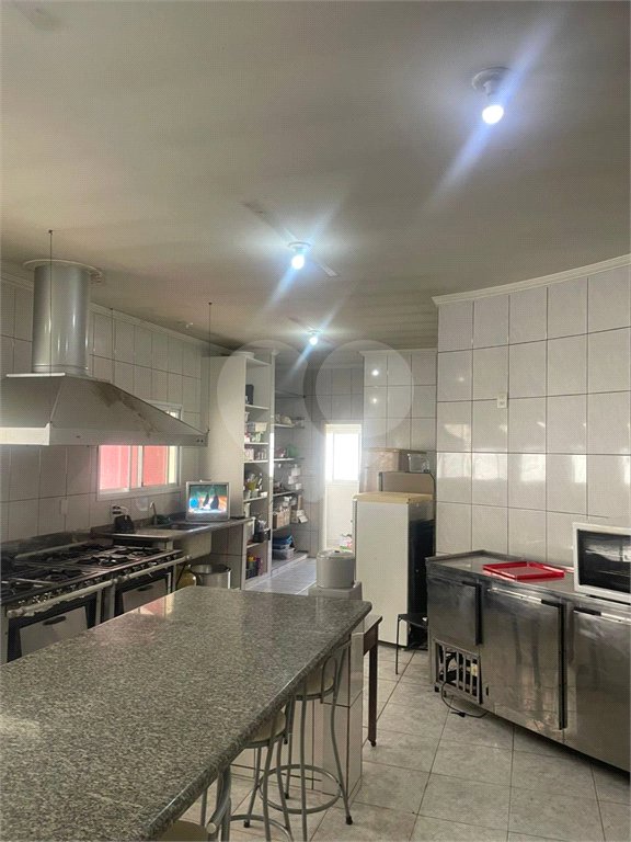 Salão Comercial para alugar no Centro, Vinhedo, SP