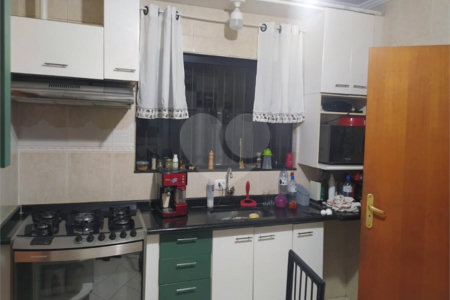 Sobrado à venda com 3 quartos, sendo 1 suíte, em Santa Teresinha, São Paulo, SP
