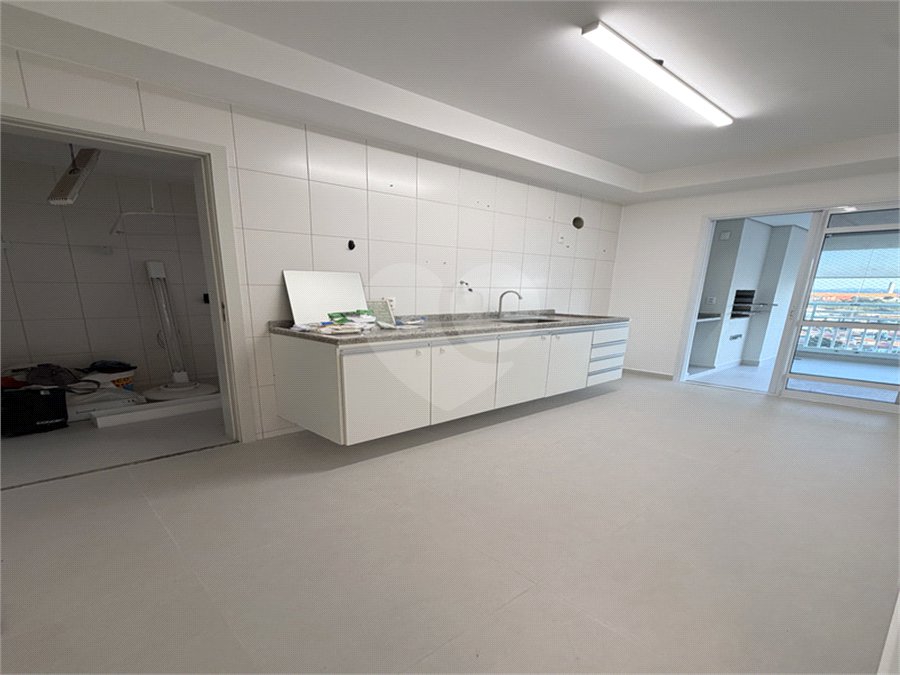 Apartamento para alugar com 2 quartos, sendo 1 suíte,  em Vila Suissa, Mogi das Cruzes, SP