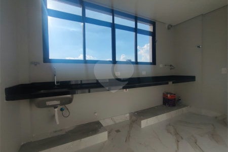 Cobertura à venda com 3 suítes em Vila Nova Conceição, São Paulo, SP