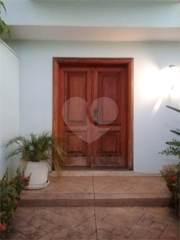 Sobrado em Araraquara.
