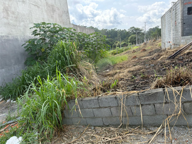 Terreno à venda em Laranjeiras, Caieiras, SP